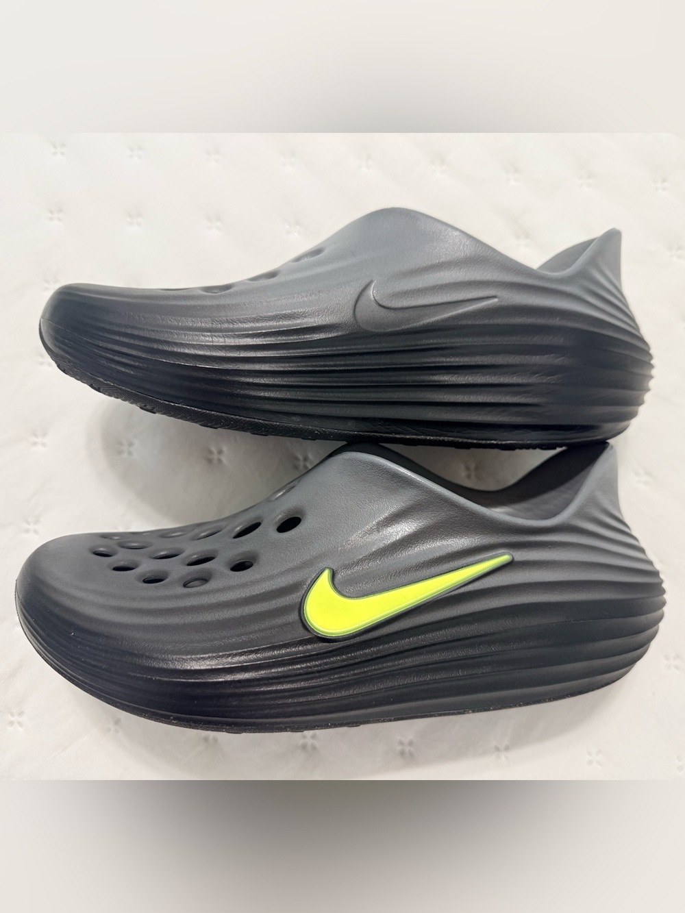EUC- Nike ReactX Rejuven8 "Black Volt"